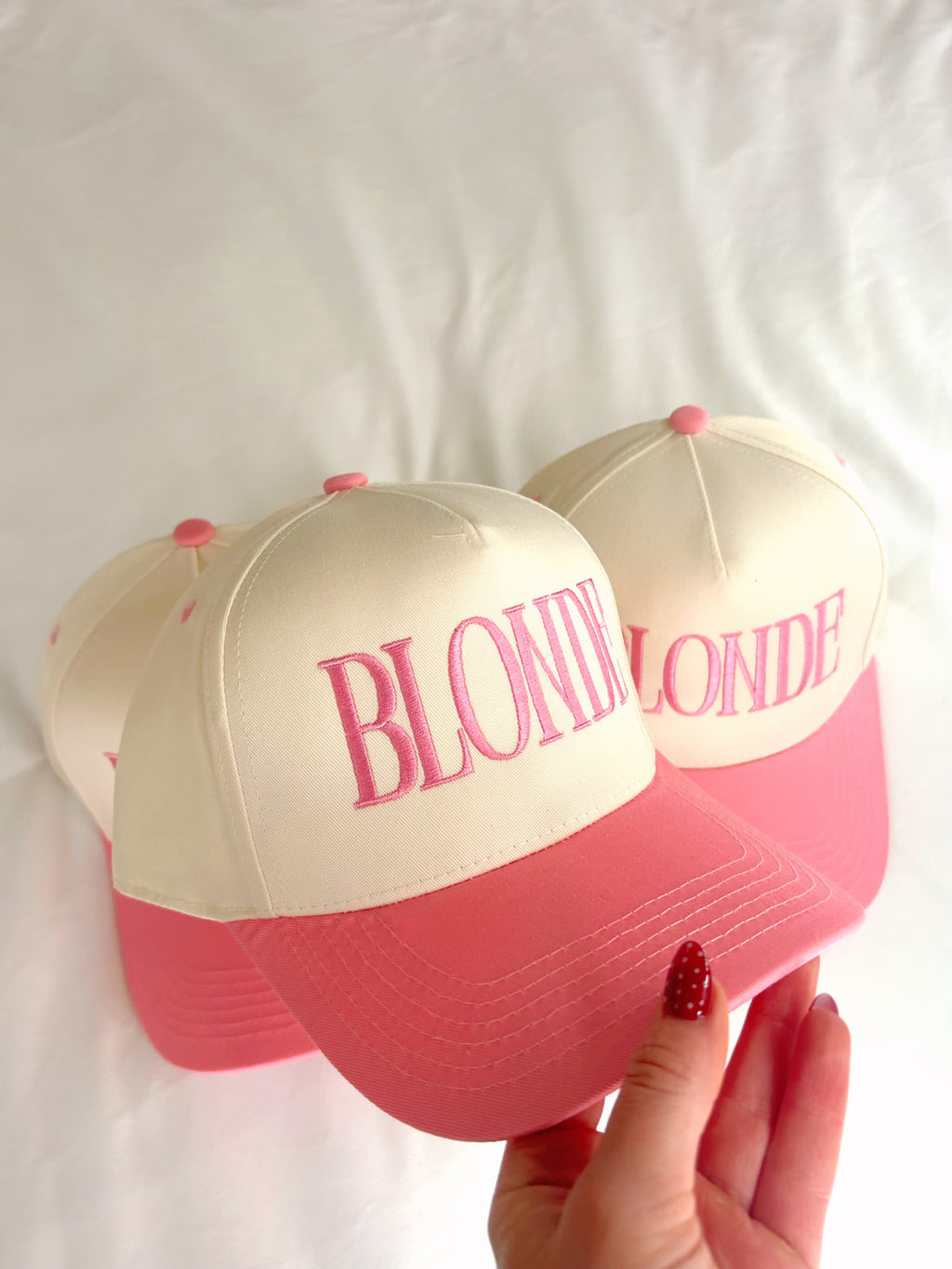 PINK BLONDE TRUCKER HAT